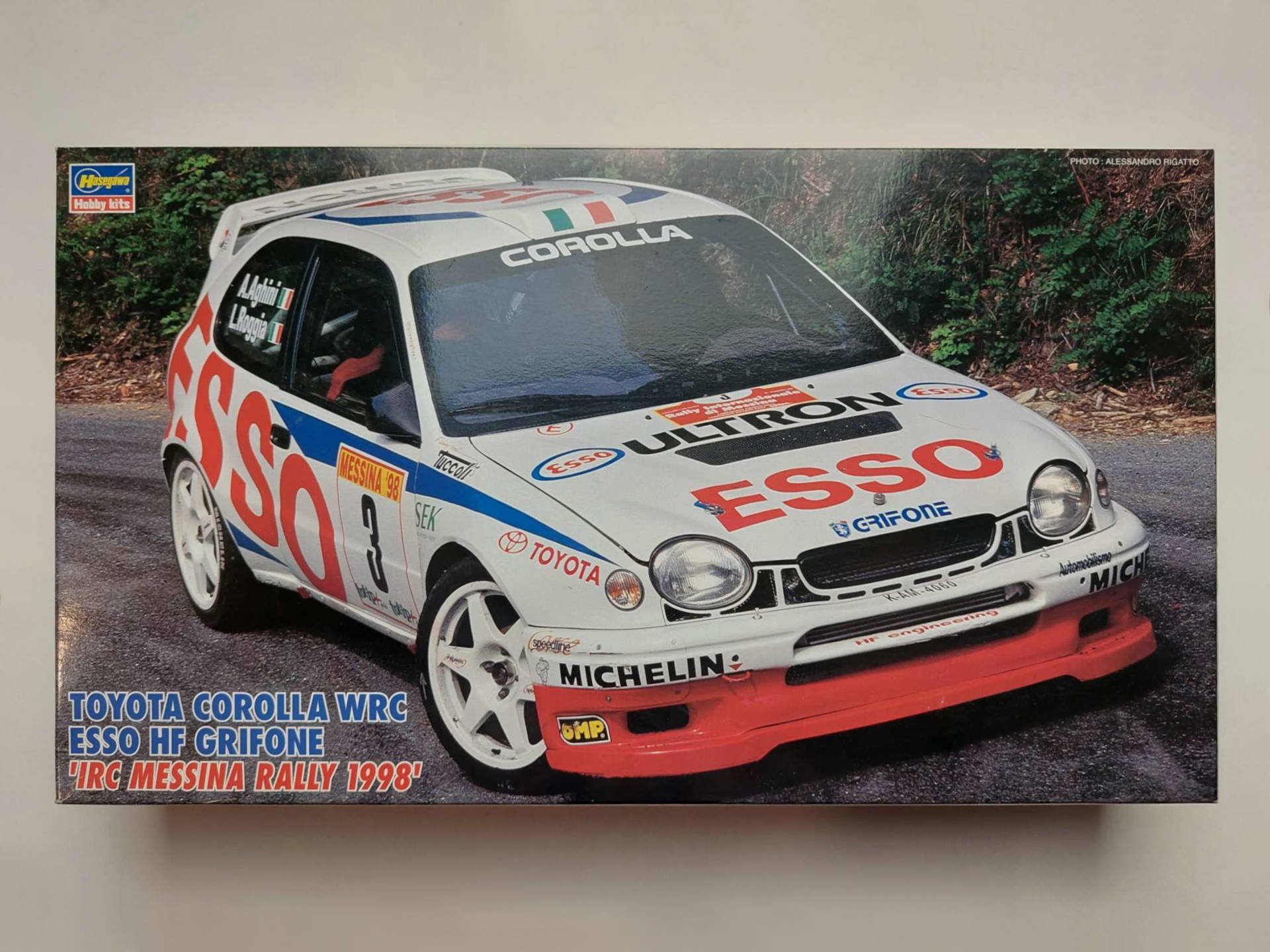 d327ea2b011ef100e3fbf353c9a5dde8.jpg 1/24 Toyota Corolla WRC 1998 IRC Messina Rally 2nd #3 HF Grifone Esso Сборная модель Hasegawa 20201