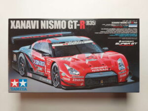 1/24 Nissan GT-R (R35) 2008 Super GT #23 Nismo Xanavi Сборная модель Tamiya 24308