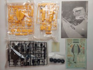 1/24 Benetton Ford B193B 1994 Test Car Сборная модель Wave F1-52