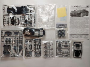 1/24 Aston Martin DBS c ф/т Сборная модель Tamiya 24316