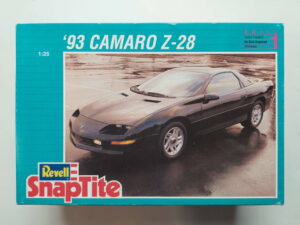 1/25 Chevrolet Camaro Z-28 '93 Сборная модель Revell 6288